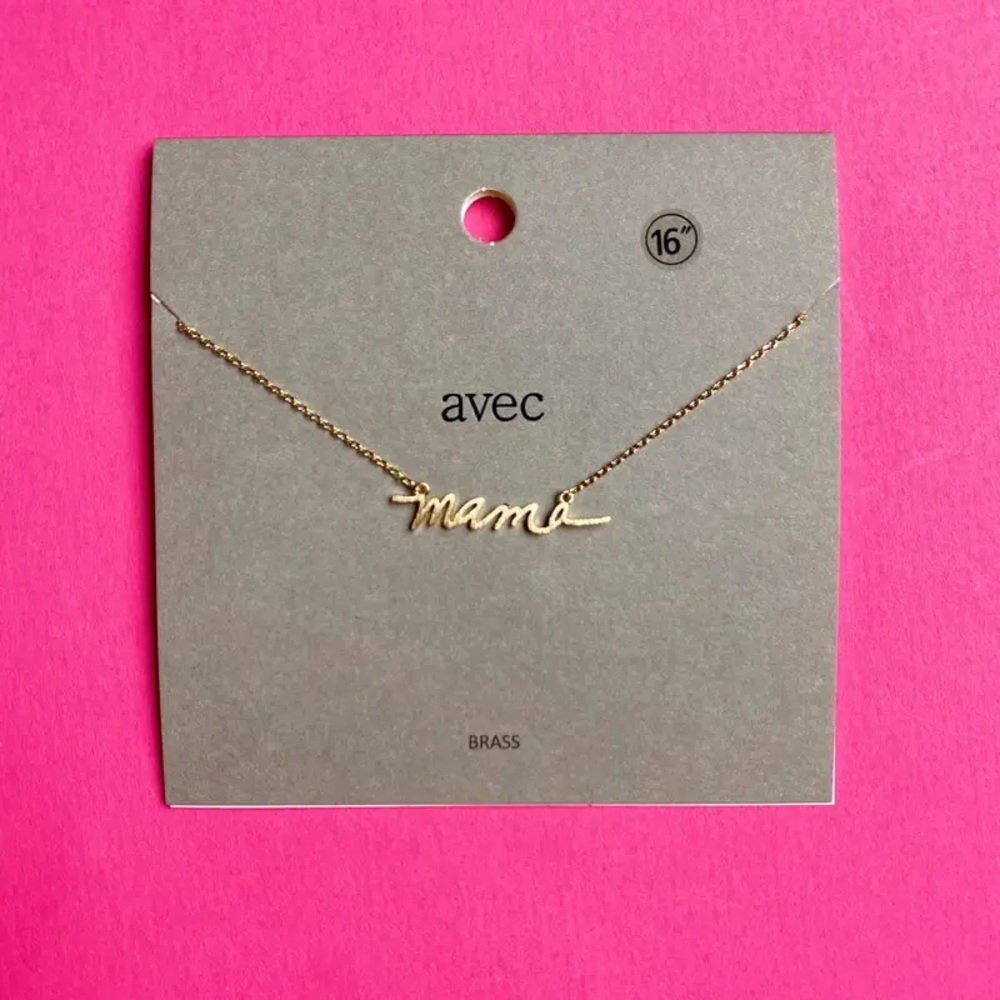 MAMA Script Necklace - Picture 2 of 2